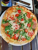 Unser Holzhofenpizza